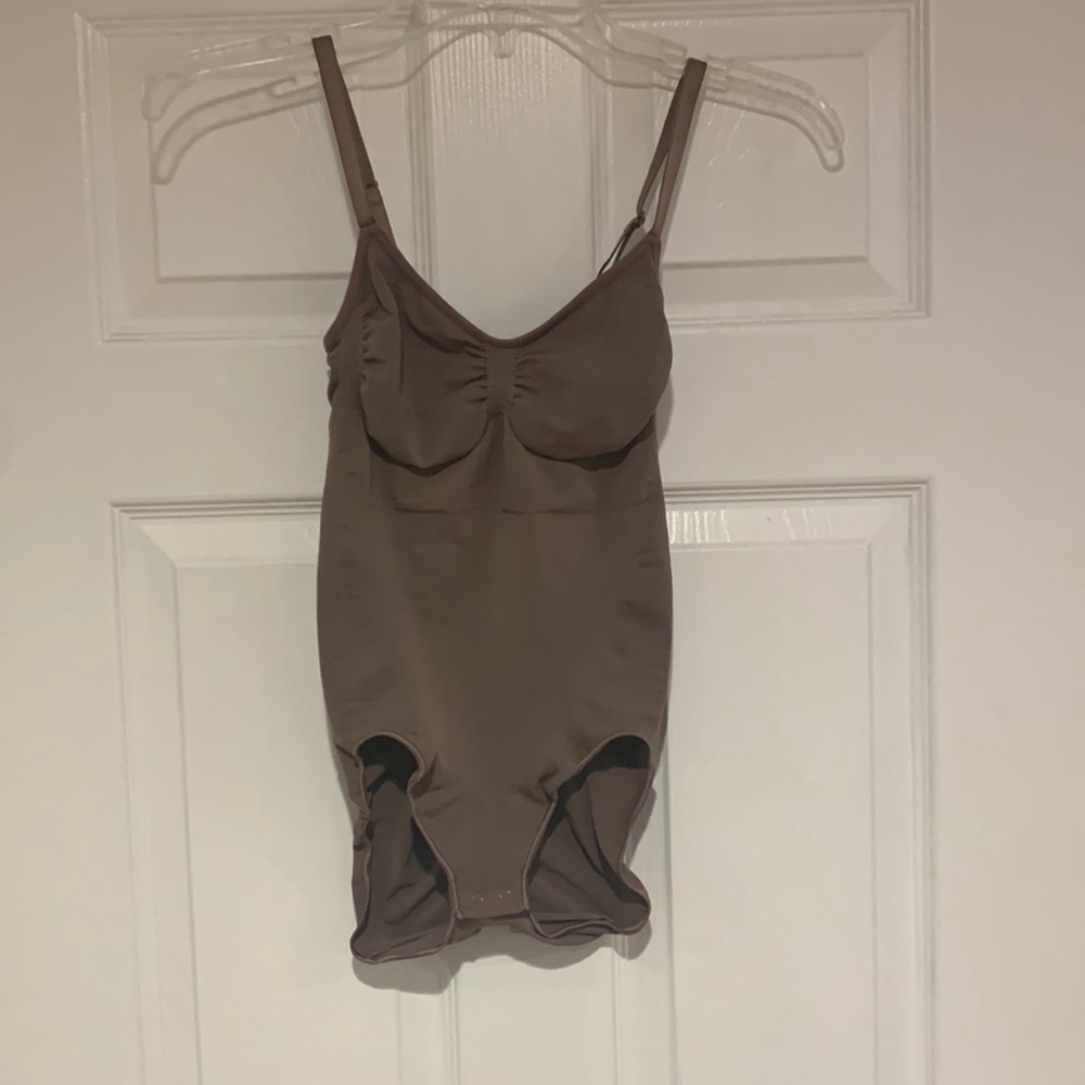 Skims Seamless Sculpting BodySuit